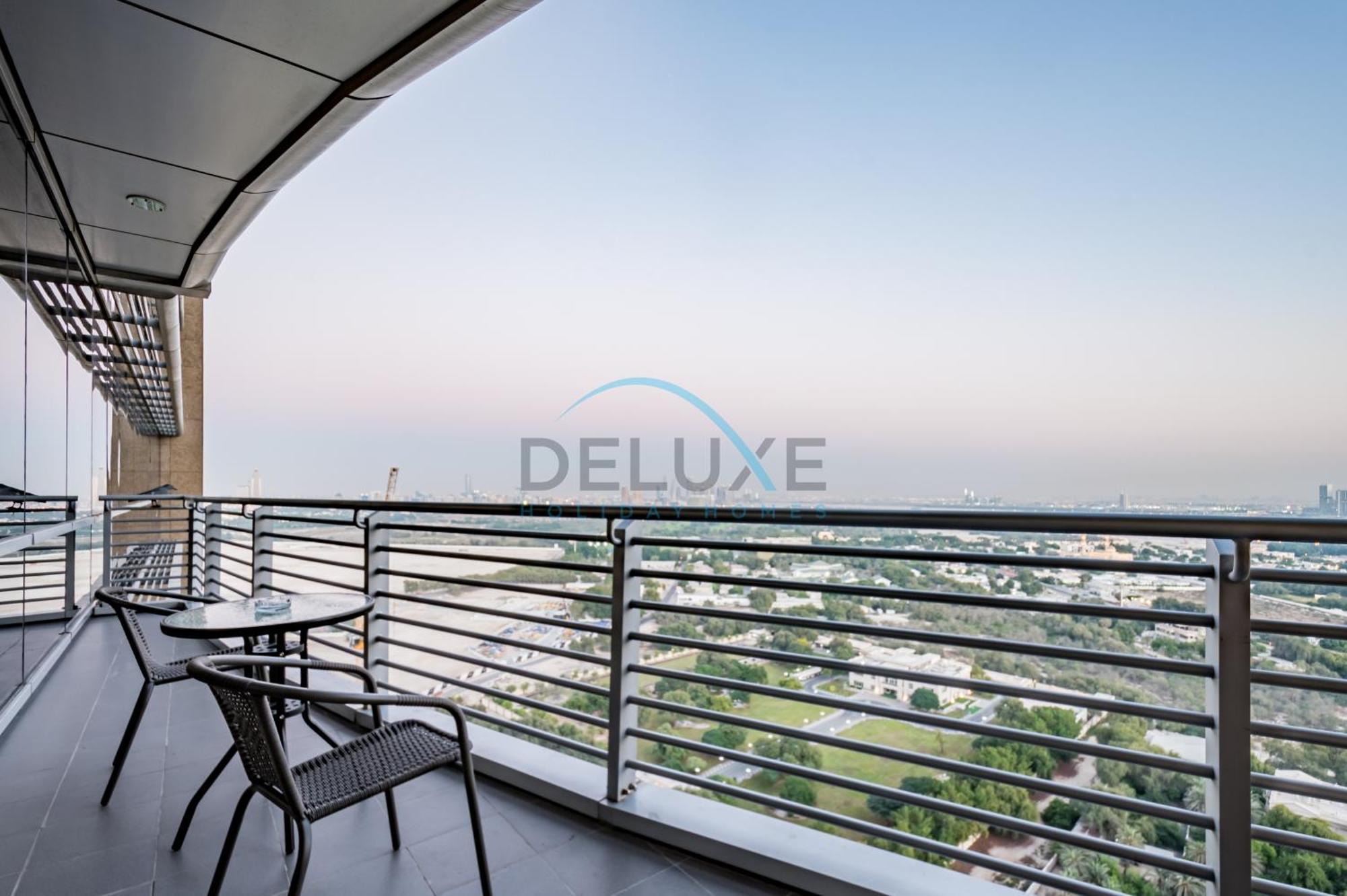 Limited Offer Book Now For A Great Rate & Comfort By Deluxe Holiday Homes Дубай Екстериор снимка
